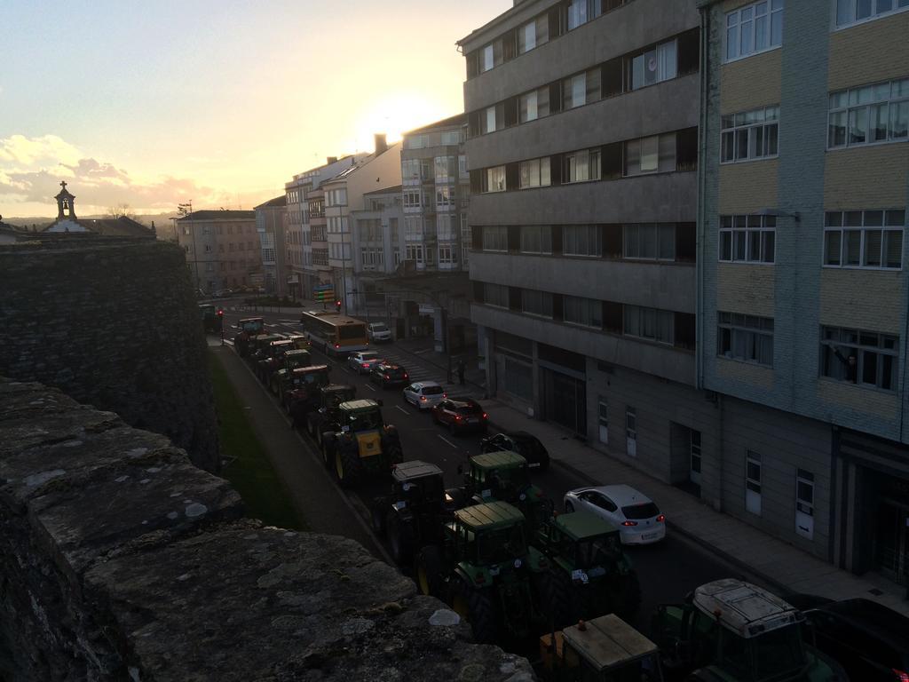 Apartment Lugo Rooms Bagian luar foto